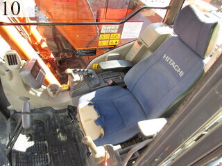 中古建設機械 中古 日立建機 HITACHI 油圧ショベル・バックホー ０．４－０．５立米 ZX135US-3