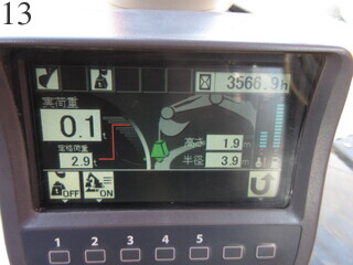 中古建設機械 中古 日立建機 HITACHI 油圧ショベル・バックホー ０．４－０．５立米 ZX135US-3