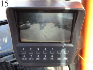 中古建設機械 中古 日立建機 HITACHI 油圧ショベル・バックホー ０．４－０．５立米 ZX135US-3