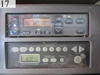 中古建設機械 中古 日立建機 HITACHI 油圧ショベル・バックホー ０．４－０．５立米 ZX135US-3