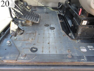 中古建設機械 中古 日立建機 HITACHI 油圧ショベル・バックホー ０．４－０．５立米 ZX135US-3