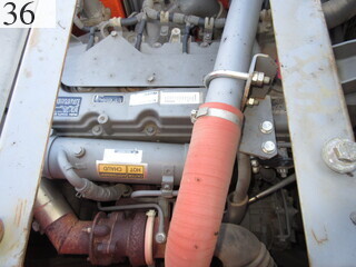 中古建設機械 中古 日立建機 HITACHI 油圧ショベル・バックホー ０．４－０．５立米 ZX135US-3