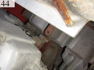 中古建設機械 中古 日立建機 HITACHI 油圧ショベル・バックホー ０．４－０．５立米 ZX135US-3