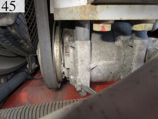 中古建設機械 中古 日立建機 HITACHI 油圧ショベル・バックホー ０．４－０．５立米 ZX135US-3