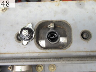 中古建設機械 中古 日立建機 HITACHI 油圧ショベル・バックホー ０．４－０．５立米 ZX135US-3