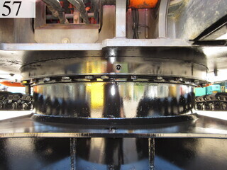 中古建設機械 中古 日立建機 HITACHI 油圧ショベル・バックホー ０．４－０．５立米 ZX135US-3