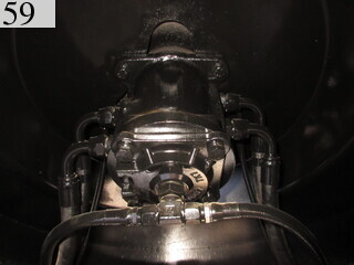 中古建設機械 中古 日立建機 HITACHI 油圧ショベル・バックホー ０．４－０．５立米 ZX135US-3