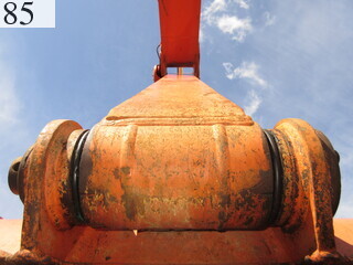 中古建設機械 中古 日立建機 HITACHI 油圧ショベル・バックホー ０．４－０．５立米 ZX135US-3