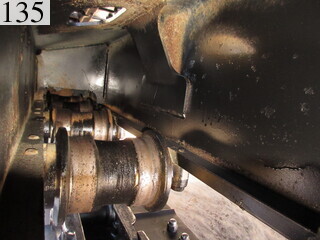 中古建設機械 中古 日立建機 HITACHI 油圧ショベル・バックホー ０．４－０．５立米 ZX135US-3