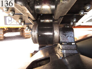 中古建設機械 中古 日立建機 HITACHI 油圧ショベル・バックホー ０．４－０．５立米 ZX135US-3