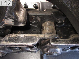 中古建設機械 中古 日立建機 HITACHI 油圧ショベル・バックホー ０．４－０．５立米 ZX135US-3