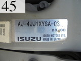中古建設機械 中古 日立建機 HITACHI 油圧ショベル・バックホー ０．４－０．５立米 ZX135US-3