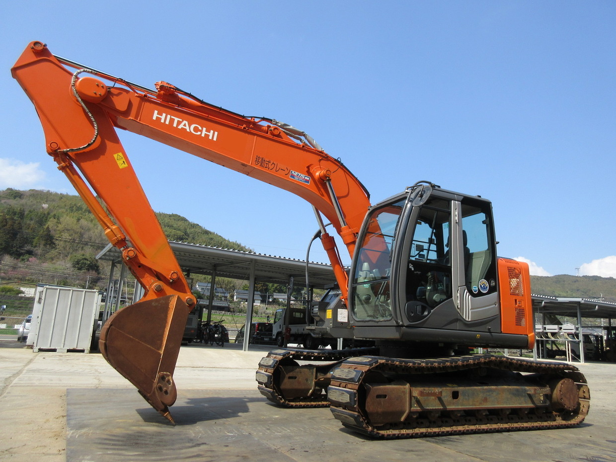 中古建設機械 中古 日立建機 HITACHI 油圧ショベル・バックホー ０．４－０．５立米 ZX135US-3