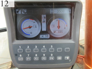 中古建設機械 中古 日立建機 HITACHI 油圧ショベル・バックホー ０．４－０．５立米 ZX135US-3