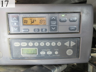 中古建設機械 中古 日立建機 HITACHI 油圧ショベル・バックホー ０．４－０．５立米 ZX135US-3