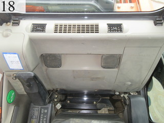 中古建設機械 中古 日立建機 HITACHI 油圧ショベル・バックホー ０．４－０．５立米 ZX135US-3