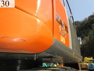 中古建設機械 中古 日立建機 HITACHI 油圧ショベル・バックホー ０．４－０．５立米 ZX135US-3