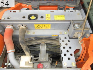 中古建設機械 中古 日立建機 HITACHI 油圧ショベル・バックホー ０．４－０．５立米 ZX135US-3