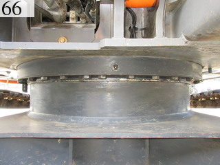 中古建設機械 中古 日立建機 HITACHI 油圧ショベル・バックホー ０．４－０．５立米 ZX135US-3
