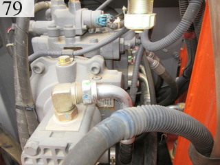 中古建設機械 中古 日立建機 HITACHI 油圧ショベル・バックホー ０．４－０．５立米 ZX135US-3