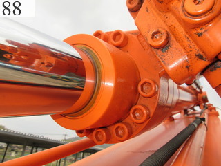 中古建設機械 中古 日立建機 HITACHI 油圧ショベル・バックホー ０．４－０．５立米 ZX135US-3