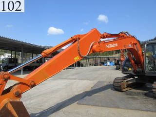 中古建設機械 中古 日立建機 HITACHI 油圧ショベル・バックホー ０．４－０．５立米 ZX135US-3