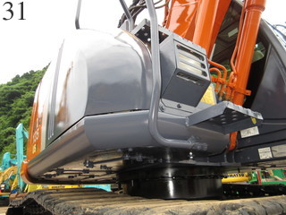 中古建設機械 中古 日立建機 HITACHI 油圧ショベル・バックホー ０．４－０．５立米 ZX135USK-3