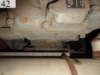 中古建設機械 中古 日立建機 HITACHI 油圧ショベル・バックホー ０．４－０．５立米 ZX135USK-3