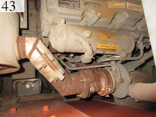 中古建設機械 中古 日立建機 HITACHI 油圧ショベル・バックホー ０．４－０．５立米 ZX135USK-3