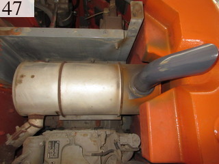 中古建設機械 中古 日立建機 HITACHI 油圧ショベル・バックホー ０．４－０．５立米 ZX135USK-3