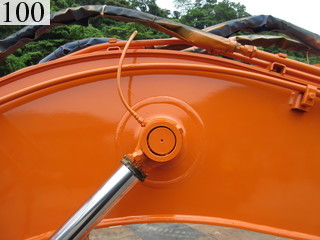 中古建設機械 中古 日立建機 HITACHI 油圧ショベル・バックホー ０．４－０．５立米 ZX135USK-3