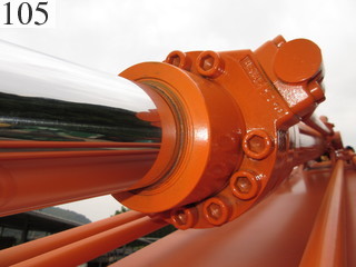 中古建設機械 中古 日立建機 HITACHI 油圧ショベル・バックホー ０．４－０．５立米 ZX135USK-3