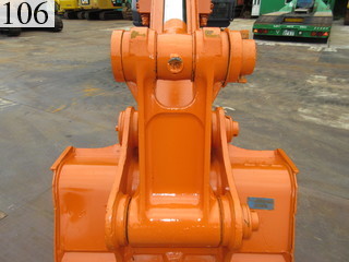 中古建設機械 中古 日立建機 HITACHI 油圧ショベル・バックホー ０．４－０．５立米 ZX135USK-3