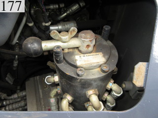 中古建設機械 中古 日立建機 HITACHI 油圧ショベル・バックホー ０．４－０．５立米 ZX135USK-3