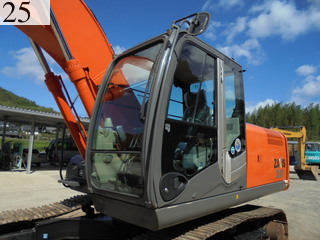 中古建設機械 中古 日立建機 HITACHI 油圧ショベル・バックホー ０．７－０．９立米 ZX200-3