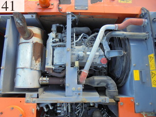 中古建設機械 中古 日立建機 HITACHI 油圧ショベル・バックホー ０．７－０．９立米 ZX200-3