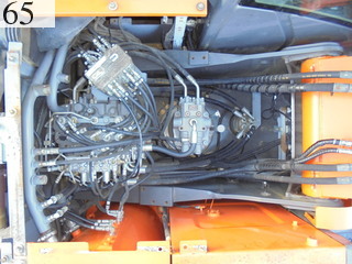 中古建設機械 中古 日立建機 HITACHI 油圧ショベル・バックホー ０．７－０．９立米 ZX200-3