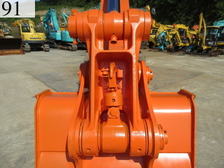 中古建設機械 中古 日立建機 HITACHI 油圧ショベル・バックホー ０．７－０．９立米 ZX200-3