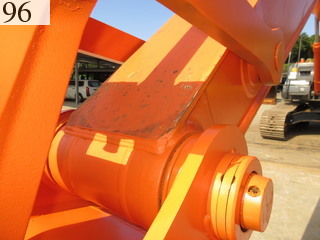中古建設機械 中古 日立建機 HITACHI 油圧ショベル・バックホー ０．７－０．９立米 ZX200-3