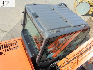 中古建設機械 中古 日立建機 HITACHI 油圧ショベル・バックホー ０．２－０．３立米 ZX70-3