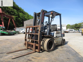 Used Construction Machine Used KOMATSU KOMATSU Forklift Diesel engine FD20-11