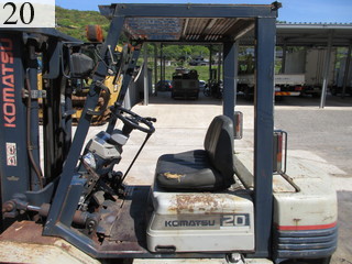 Used Construction Machine Used KOMATSU KOMATSU Forklift Diesel engine FD20-11