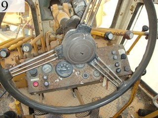 中古建設機械 中古 コマツ KOMATSU モーターグレーダー アーティキュレート式 GD31RC-3A