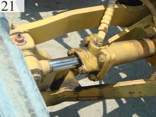 中古建設機械 中古 コマツ KOMATSU モーターグレーダー アーティキュレート式 GD31RC-3A