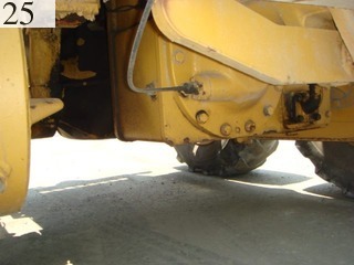 中古建設機械 中古 コマツ KOMATSU モーターグレーダー アーティキュレート式 GD31RC-3A