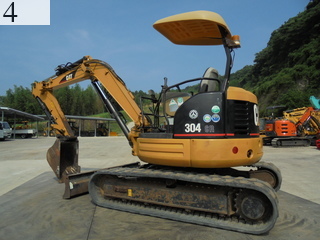 中古建設機械 中古 キャタピラー CAT 油圧ショベル・バックホー ０．２－０．３立米 304CR