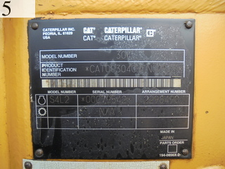 中古建設機械 中古 キャタピラー CAT 油圧ショベル・バックホー ０．２－０．３立米 304CR