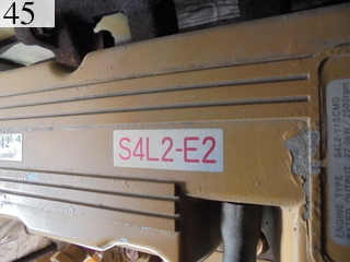 中古建設機械 中古 キャタピラー CAT 油圧ショベル・バックホー ０．２－０．３立米 304CR