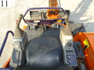 中古建設機械 中古 日立建機 HITACHI 油圧ショベル・バックホー ０．１立米以下 EX25-2
