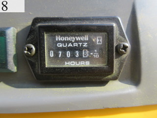 中古建設機械 中古 コマツ KOMATSU 油圧ショベル・バックホー ０．１立米以下 PC10MR-2